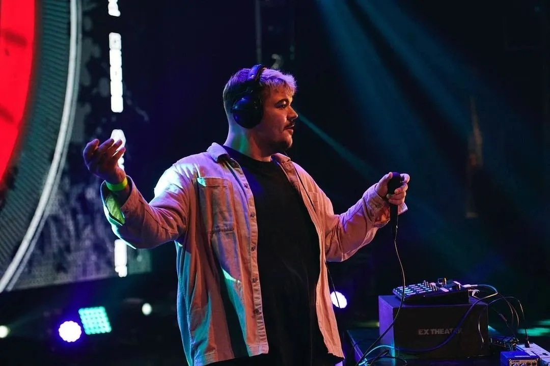 Matej on stage